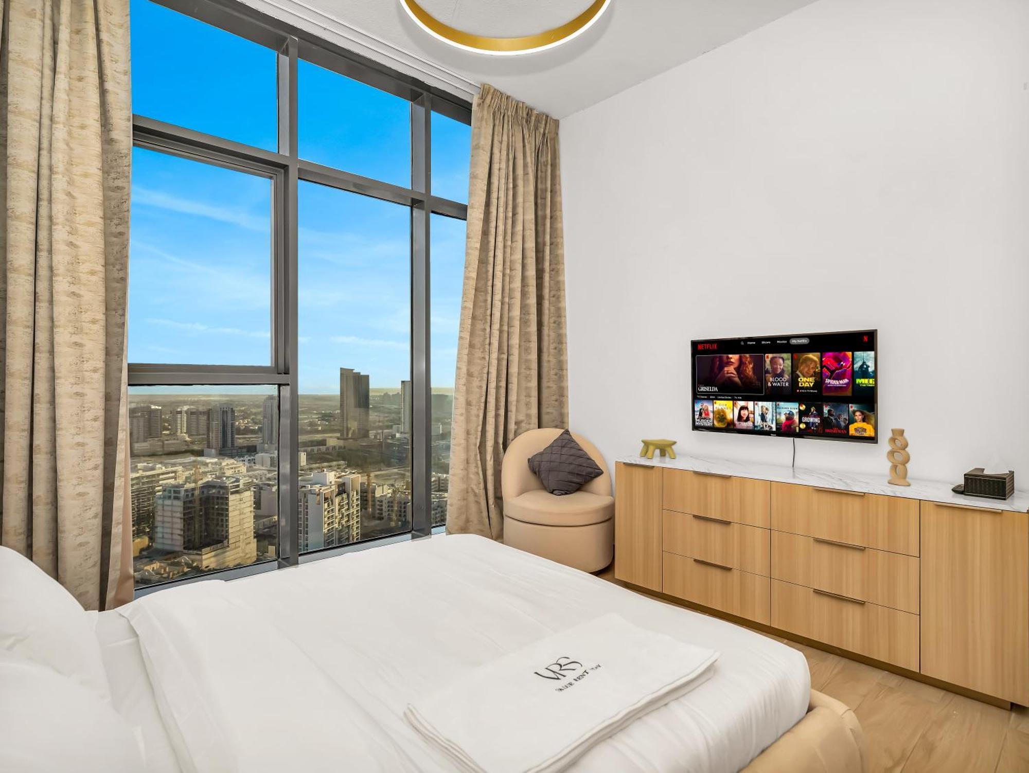 1 Bedroom Five Jvc View Dubai