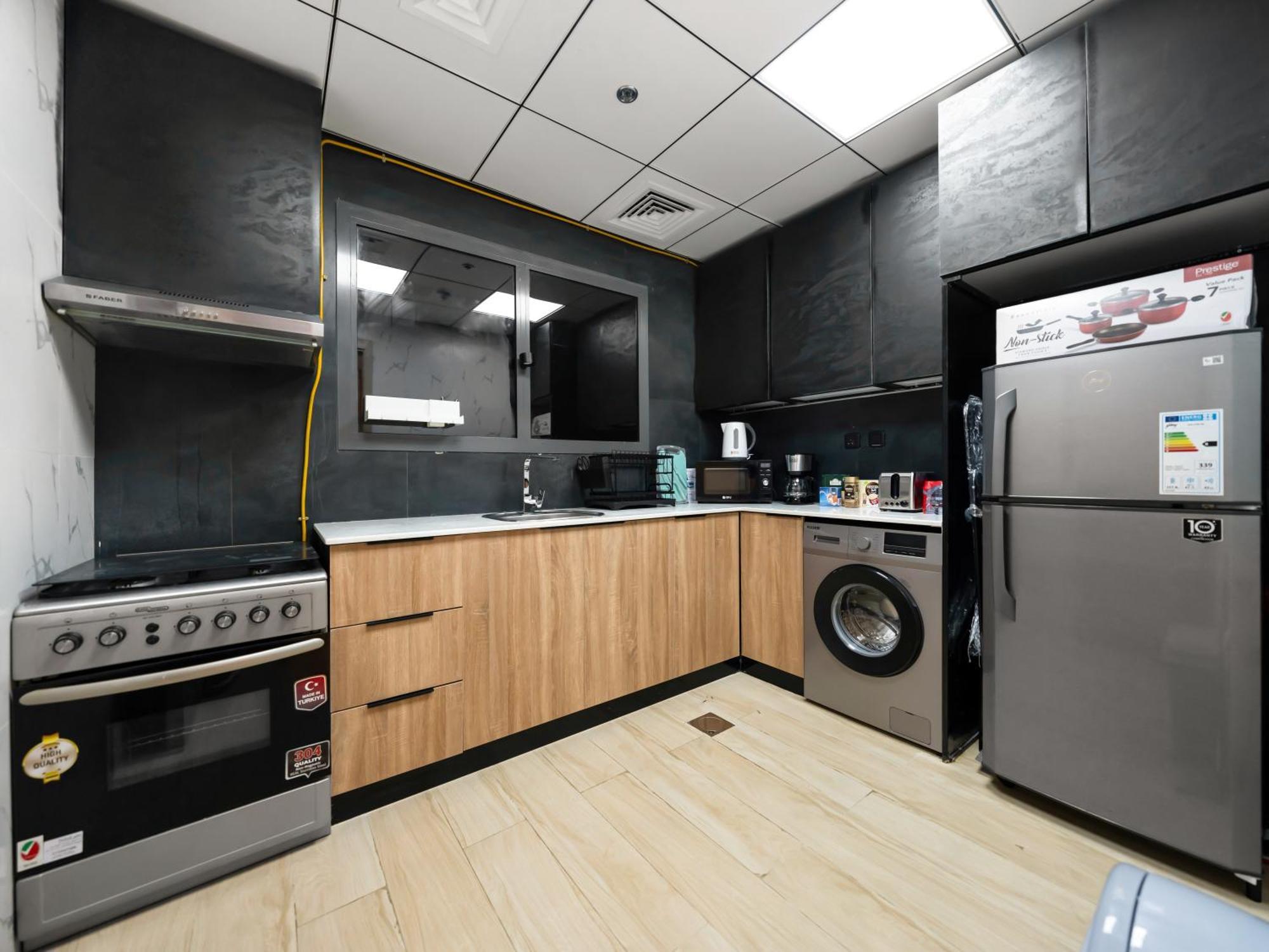 1 Bedroom Five Jvc View