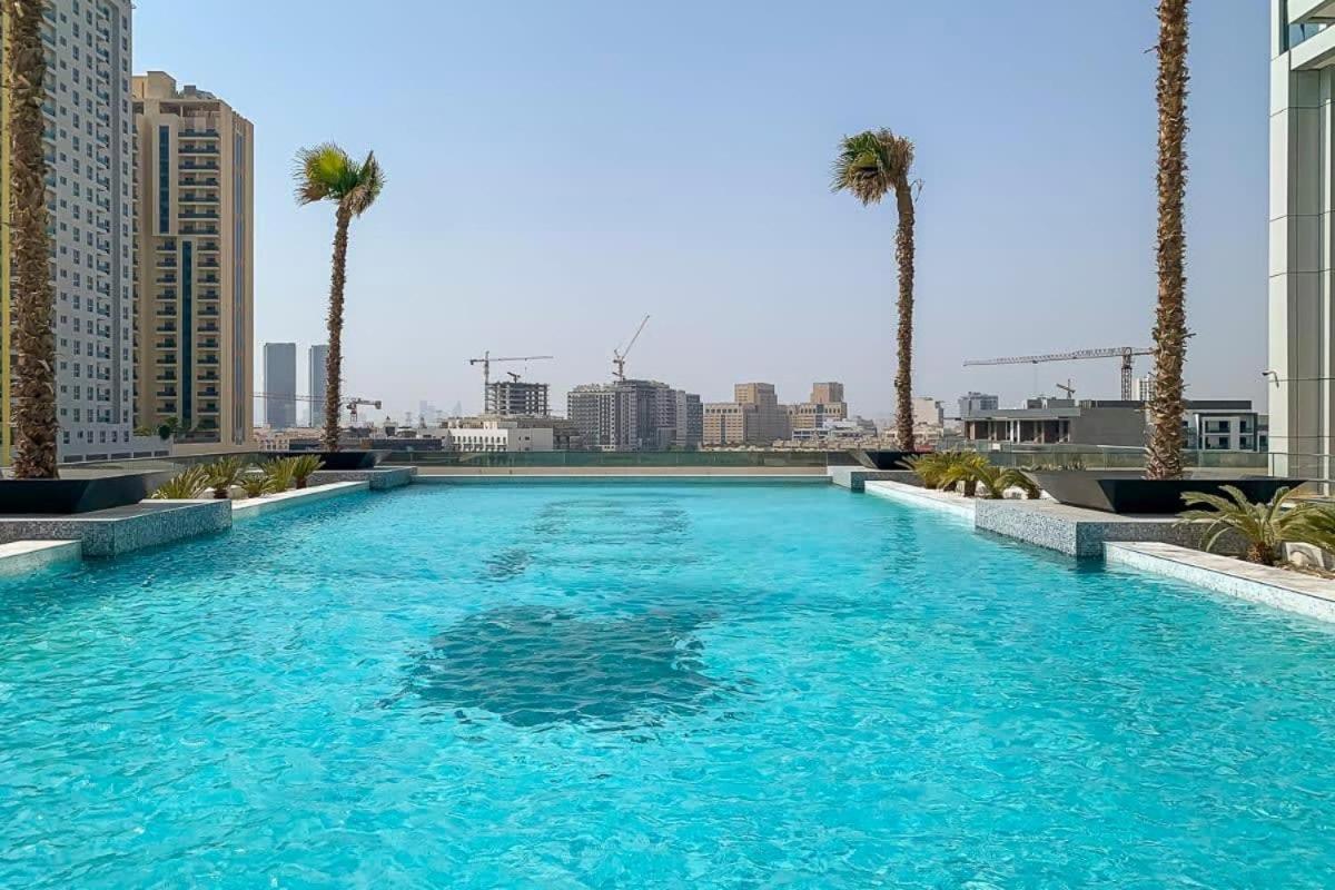 Апартаменты 1 Bedroom Five Jvc View